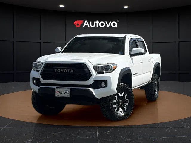 2016 Toyota Tacoma TRD Off-Road (16626) Main Image