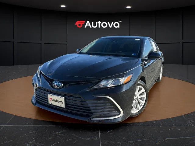 2023 Toyota Camry LE (16542) Main Image