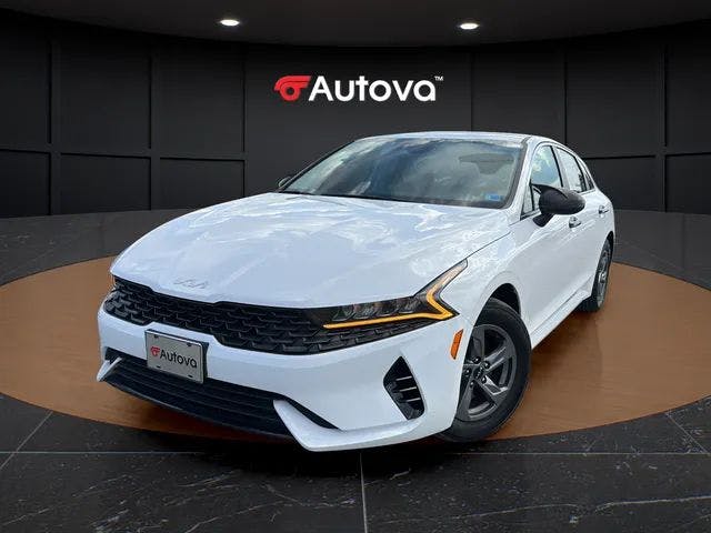 2024 Kia K5 LXS (16533) Main Image