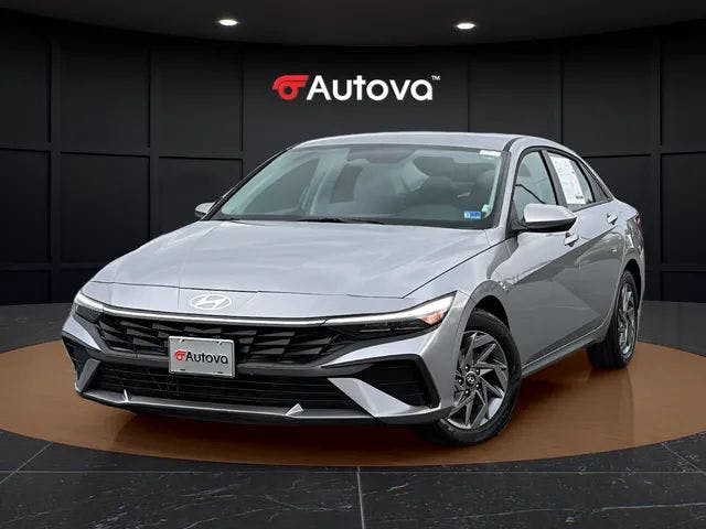 2025 Hyundai Elantra Hybrid Blue (16587) Main Image