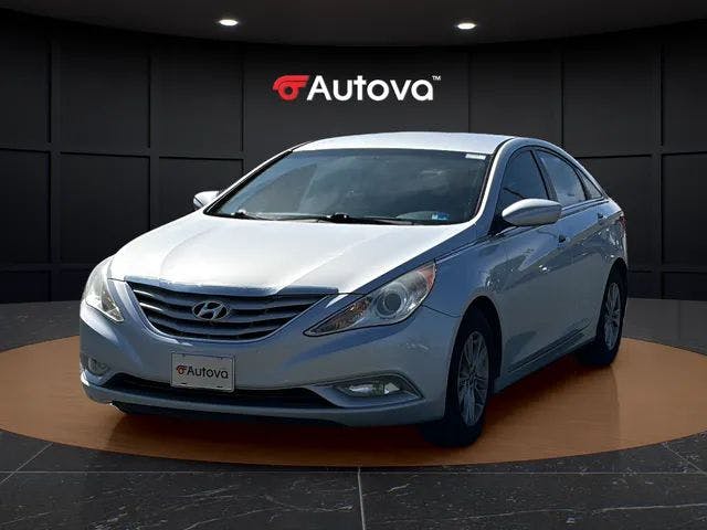 2013 Hyundai Sonata GLS (16504A) Main Image