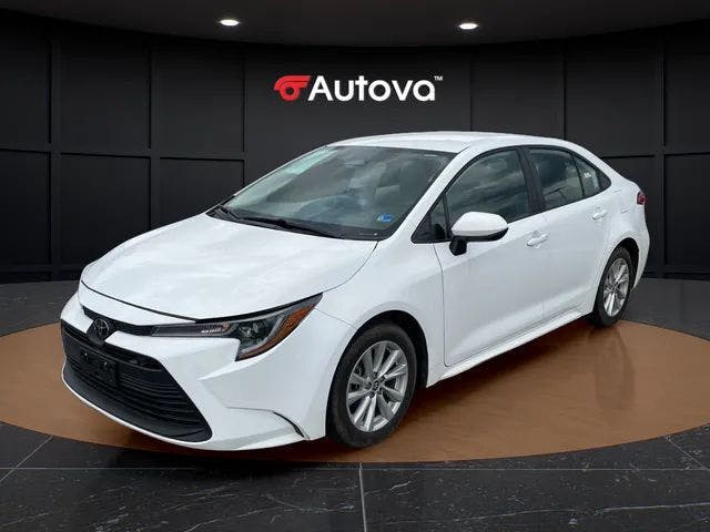 2023 Toyota Corolla LE (16671) Main Image