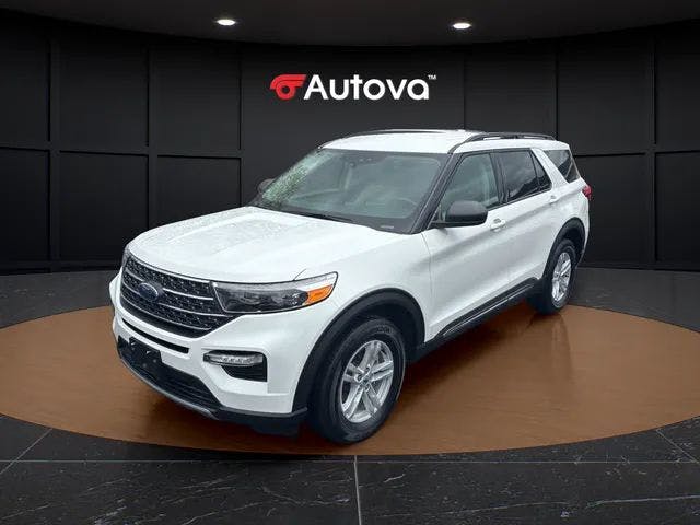 2023 Ford Explorer XLT (16730) Main Image