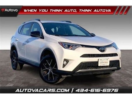 2018 Toyota RAV4 SE 