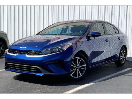 2023 Kia Forte LXS 