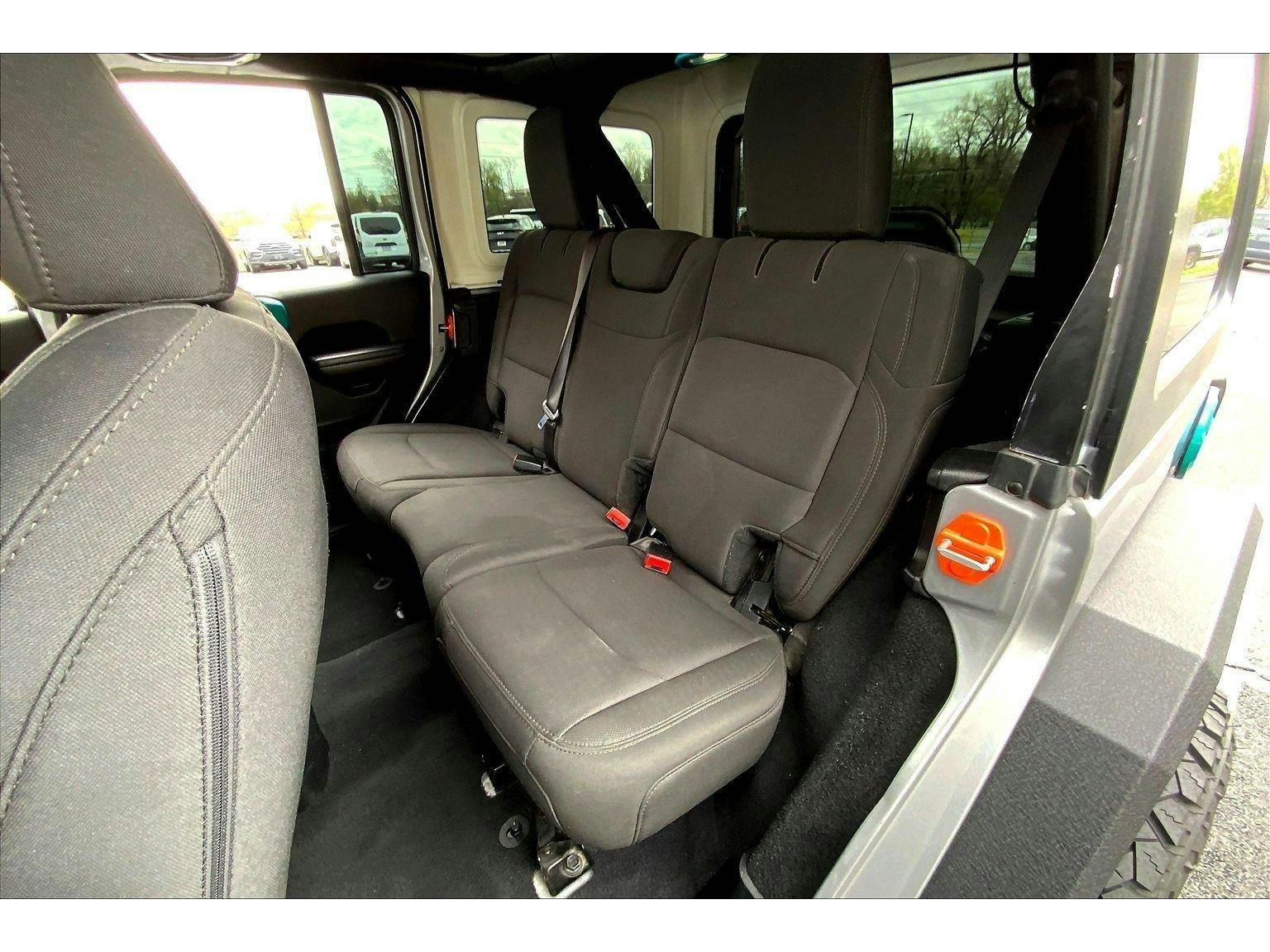 2019 Jeep Wrangler Unlimited SPORT (K664172) Photo 21