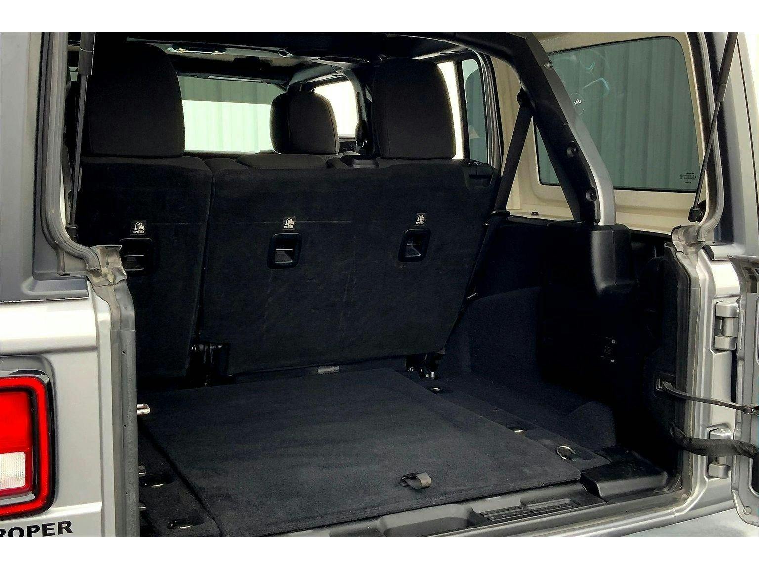 2019 Jeep Wrangler Unlimited SPORT (K664172) Photo 23
