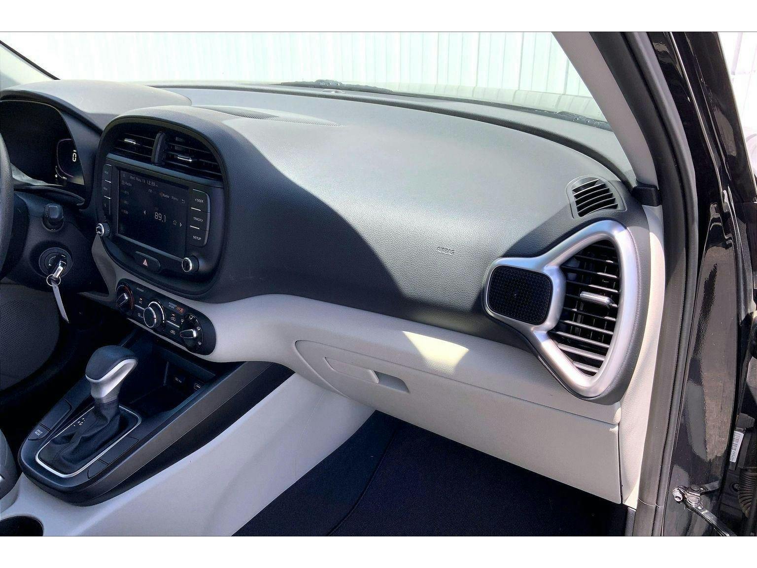 2023 Kia Soul LX (K8620501) Photo 12