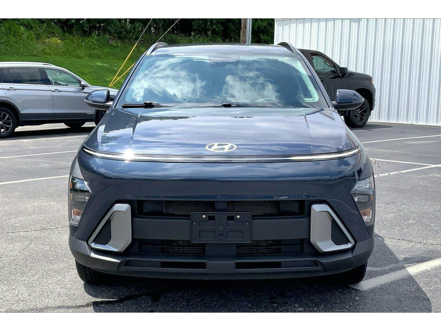 2025 Hyundai KONA SEL (K66531) Photo 2