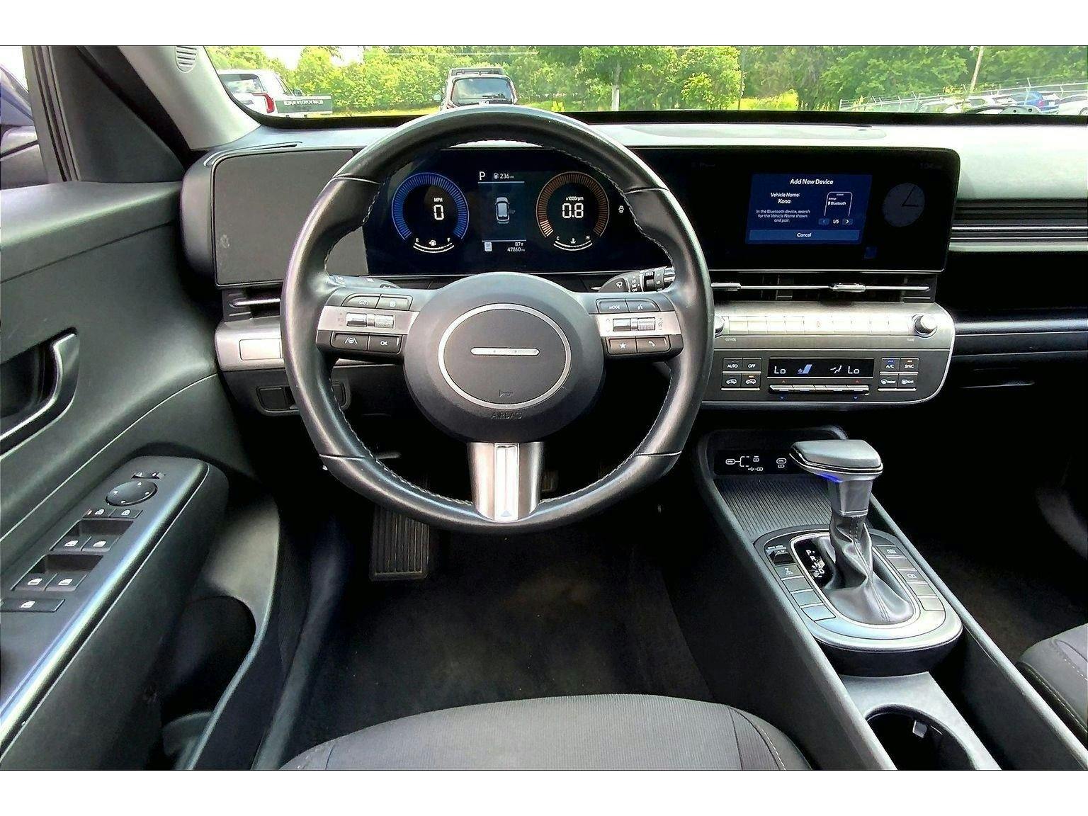 2025 Hyundai KONA SEL (K66531) Photo 4