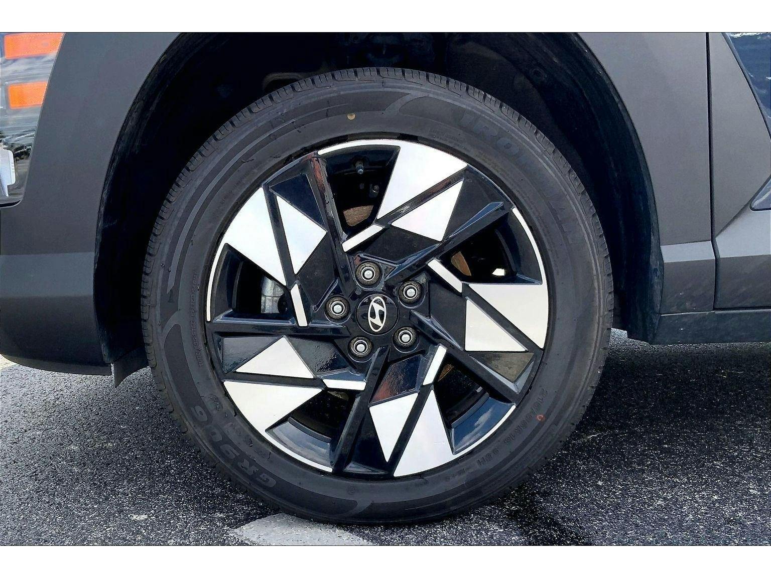 2025 Hyundai KONA SEL (K66531) Photo 7