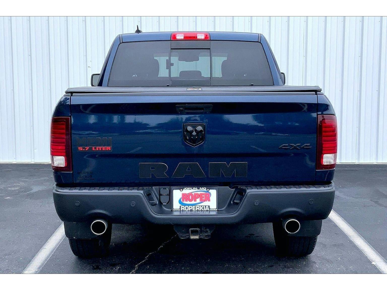 2020 Ram 1500 Classic Warlock (K66540) Photo 3