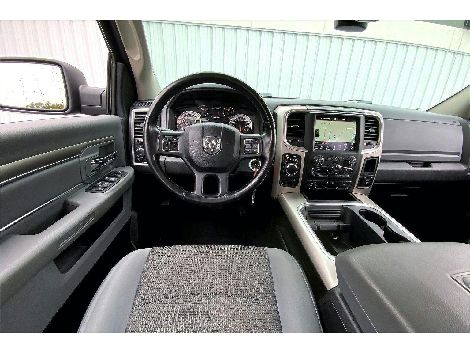 2020 Ram 1500 Classic Warlock (K66540) Photo 4