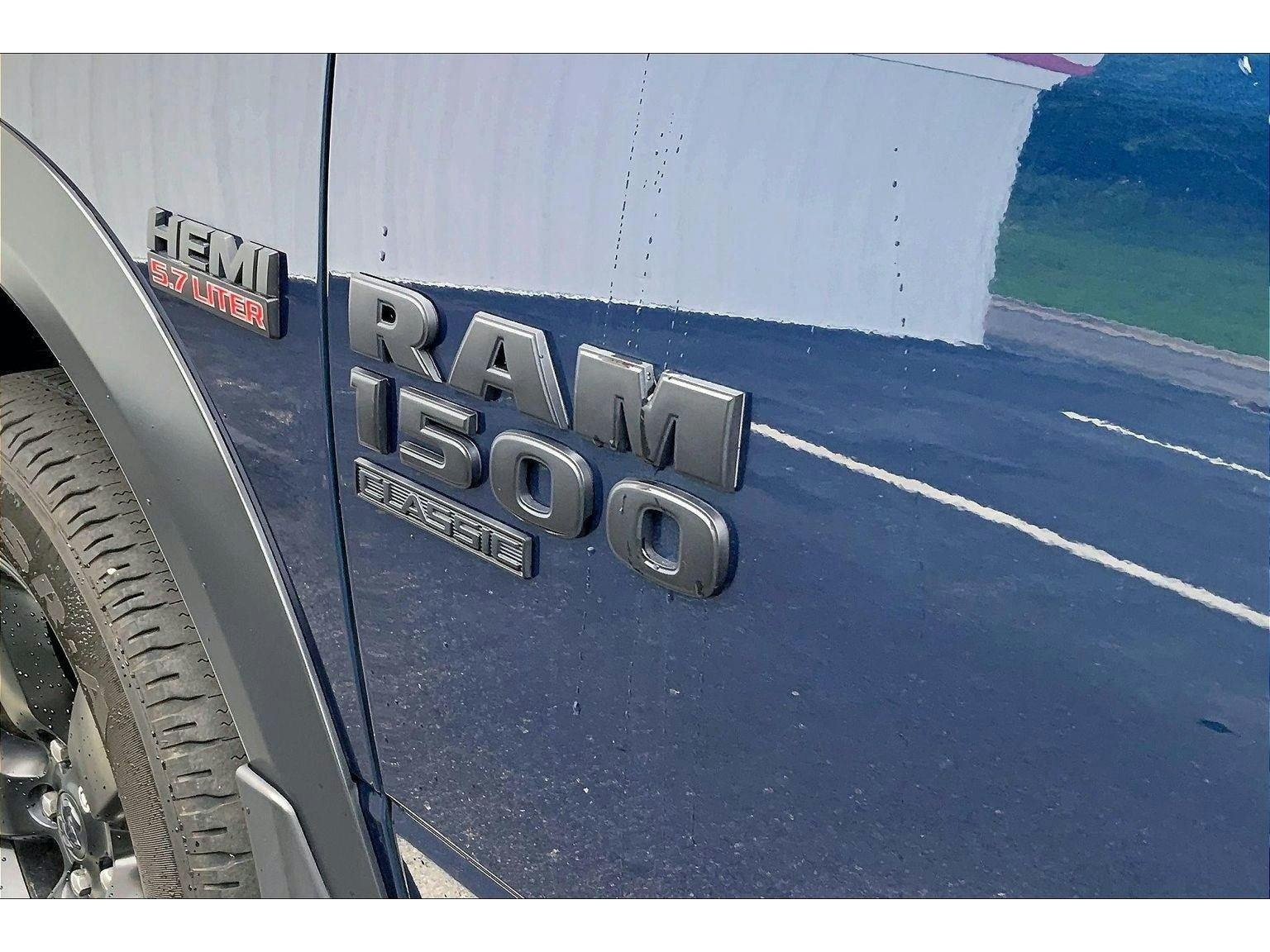 2020 Ram 1500 Classic Warlock (K66540) Photo 7