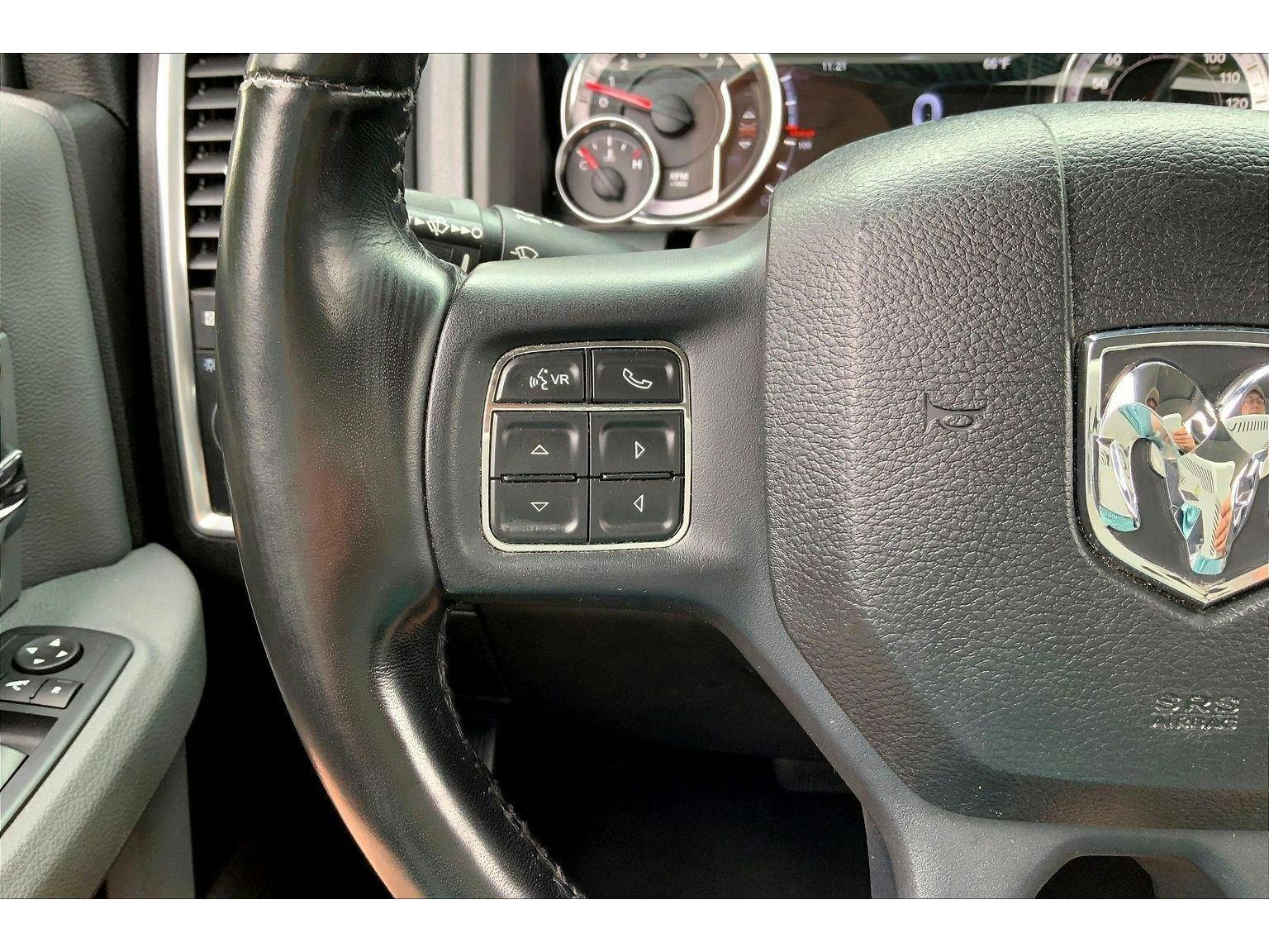 2020 Ram 1500 Classic Warlock (K66540) Photo 15