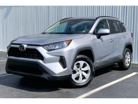 2021 Toyota RAV4 LE 