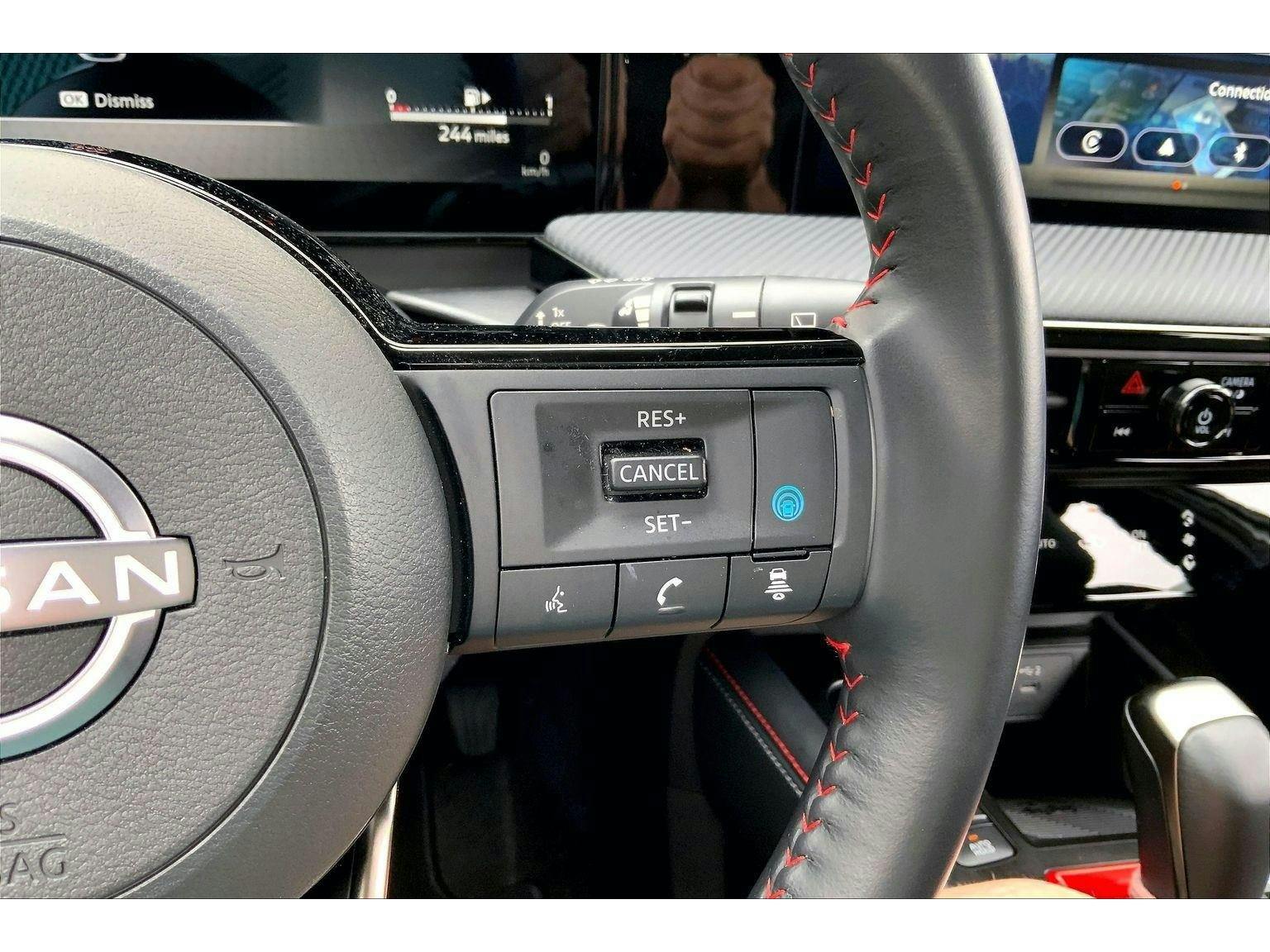 2025 Nissan Kicks SR (K8623611) Photo 17