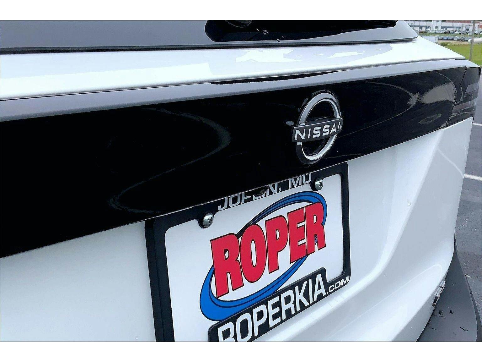 2025 Nissan Kicks SR (K8623611) Photo 29