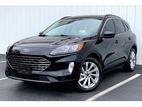 2021 Ford Escape Titanium Hybrid 
